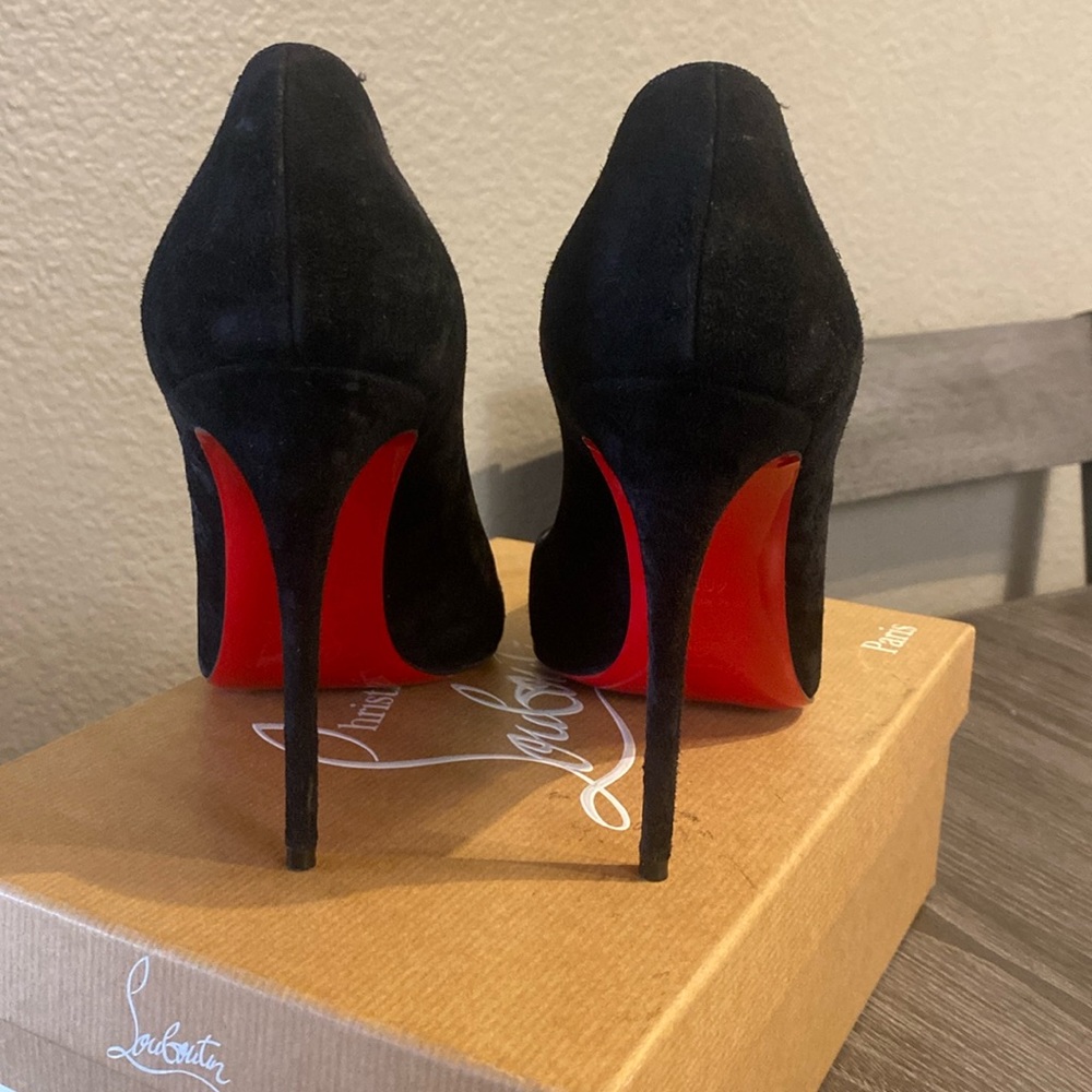 Christian Louboutins Pigalle Follies 100 Veau Velours Black